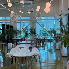 대형카페 북스앤브루에서 여유로운 휴식 어떠세요~