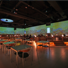 미디어아트 카페에서 이색 데이트 ★