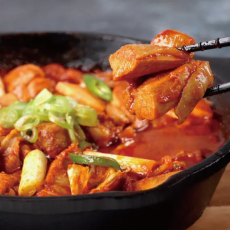 맛있는 닭갈비 즐겨보세요