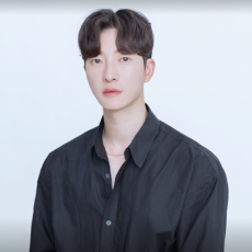 디어유헤어룸에서 남성 헤어스타일링 받아보세요!