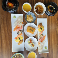 초밥이 맛있는 박찬호 초밥으로 오세요!