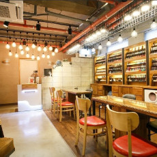 네일아에서 원하시는 뷰티 서비스 받아봐요♥