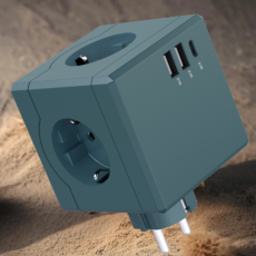 깔끔하게, 동시에, 큐브 멀티탭으로 스마트한 라이프를!