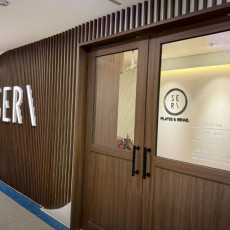 세리필라테스에서 그룹레슨 받고가세요!