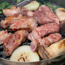 금은돈 신용산점에서 맛있는 고기 드셔보세요!