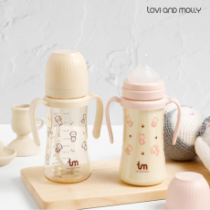 엄마도, 아기도 편한 토비앤몰리 빨대젖병♥