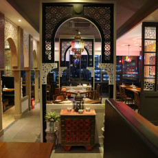 스와가트에서 인도식 커리 현지의 맛을 느껴보세요!