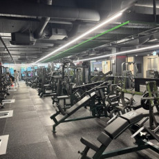 아리스 휘트니스 퓨어에서 헬스 하고 가세요~!