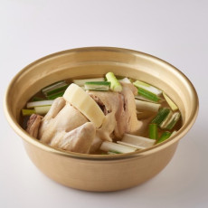 깔끔하고 깊은 국물 맛! 이촌닭한마리야 추천해요