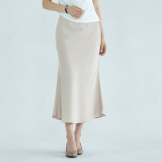 고급스럽고 세련된 릴리스커트!