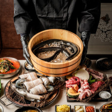 장수동 처음본명품민물장어에서 푸짐하게 즐겨보세요!