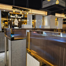 전좌석 최고 사양, 멋진 인테리어! 팽피시카페