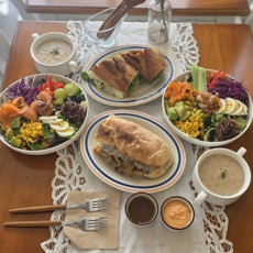 다시봄 브런치&족욕카페에서 힐링해보세요!