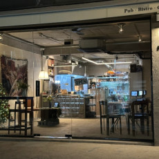 충무로 분위기 좋은 스타치로 오세요!
