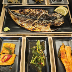 모둠구이셋트 맛집입니다 식사하러 오세요!