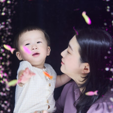 [서울/마포] 코코필름 홍대사진관에서만 만날 수 있는 물고기 촬영으로 잊지 못할 순간을 기록해보세요.