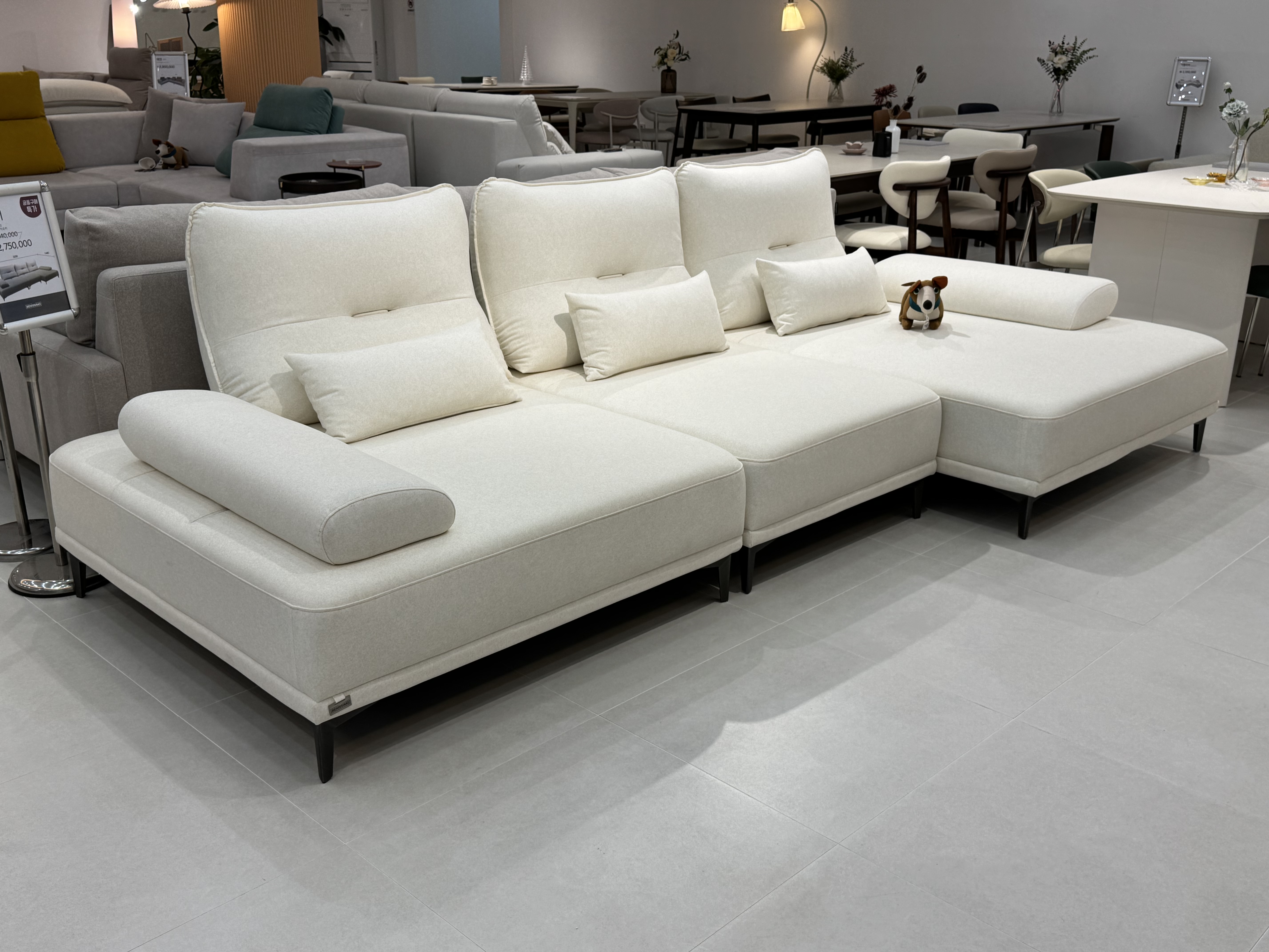 [기자단/더슬립 전주점] 매트리스 체험과 다양한 가구들을 한눈에 볼 수 있는 더슬