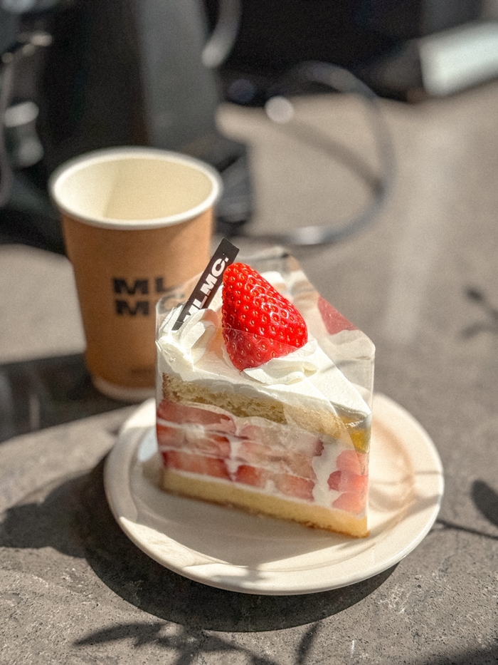 [경기/수원] 카페 MLMC에서 맛있는 디저트 맛보세요!