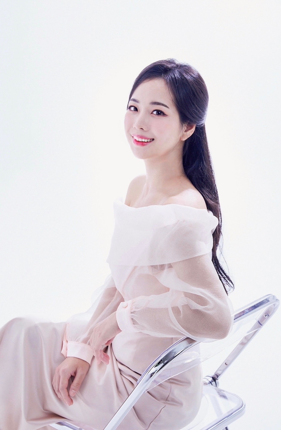 [경기/김포] 오즈뷰티 운양점에서 10만원 상당의 헤어메이크업 받아보세요