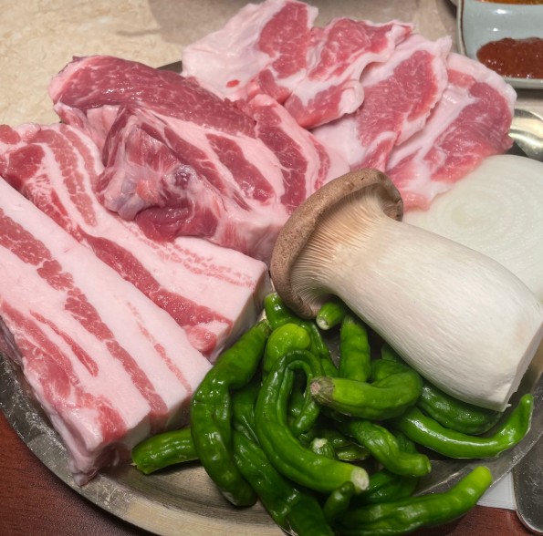 [릴스/서울/용산] 금은돈 신용산점에서 맛있는 고기 드셔보세요!