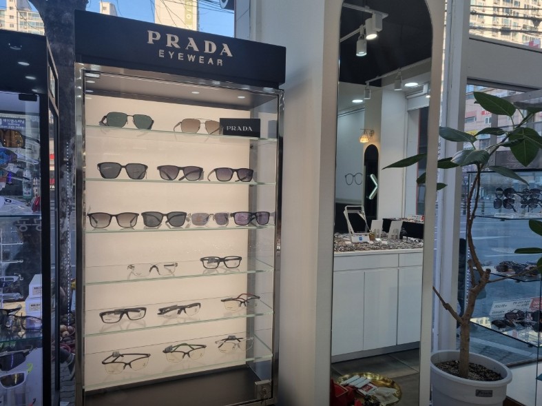 [대구/북구] 1001안경콘택트 산격점에서 에어로블 안경테 맞추고 가세요!