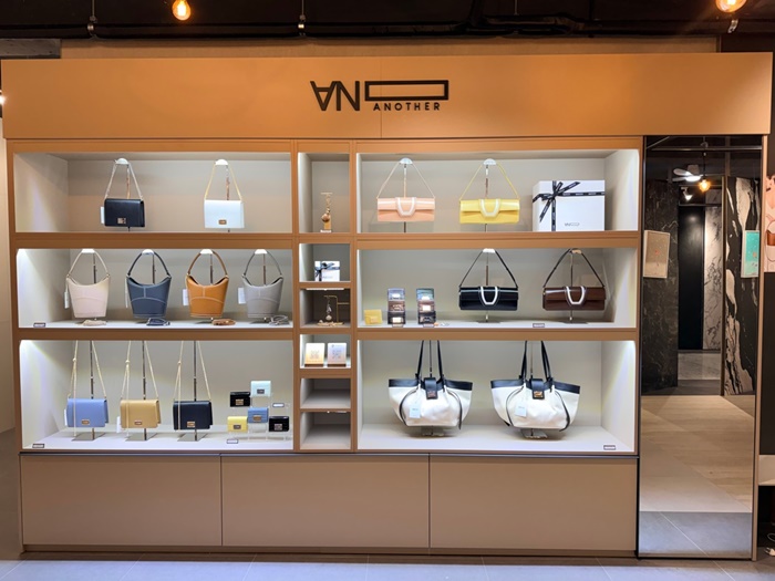 [경기/김포] 여성 국내 가방 브랜드 안어나더 AN ANOTHER를 소개해주세요!
